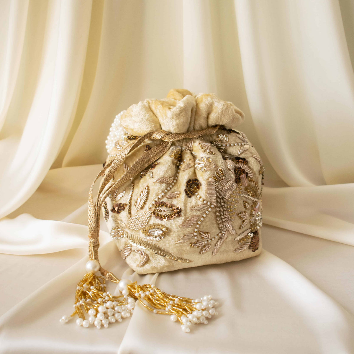 Alisha Potli Bag (Golden Cream Velvet)