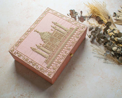 PRE-ORDER - Taj Mahal Trousseau Box (Peach)