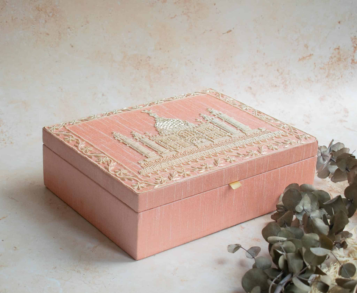 PRE-ORDER - Taj Mahal Trousseau Box (Peach)