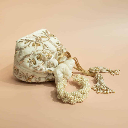 Layla Potli Bag (Ivory Velvet)