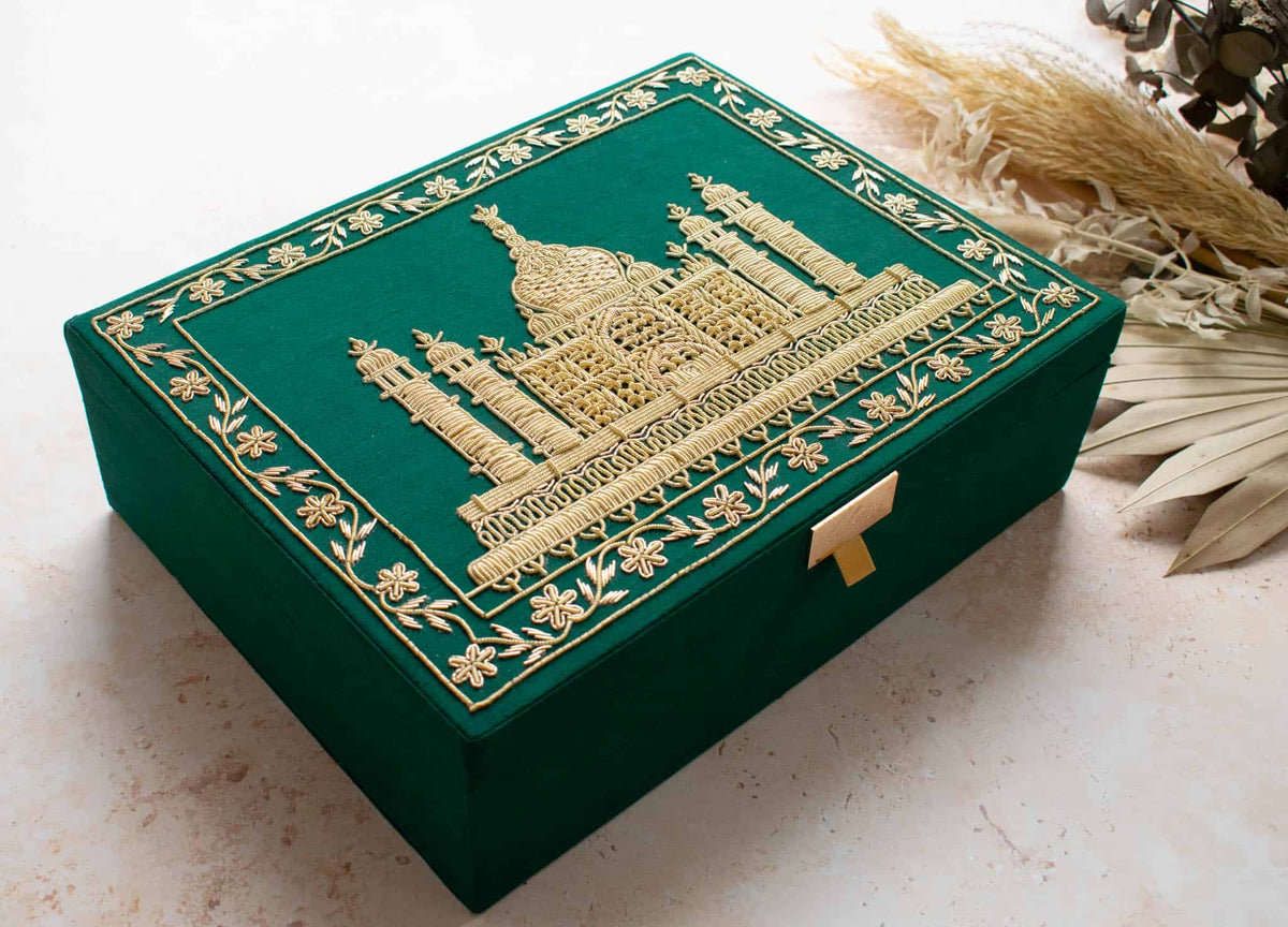 PRE-ORDER - Taj Mahal Trousseau Box (Emerald Green)