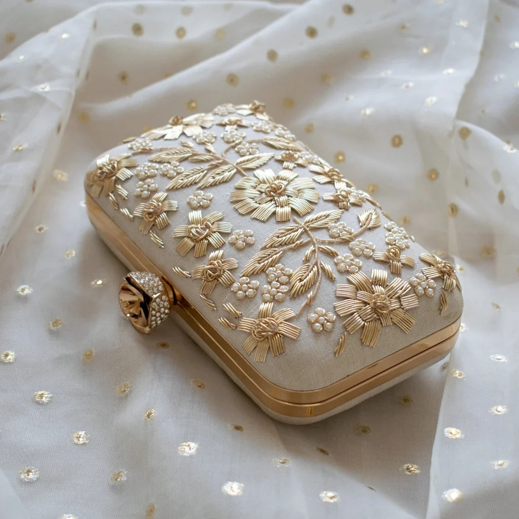 Asha (Dull Ivory Silk)