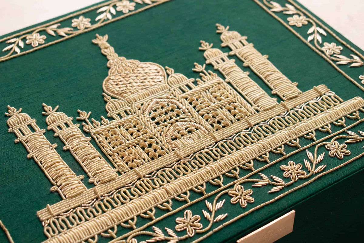 PRE-ORDER - Taj Mahal Trousseau Box (Emerald Green)