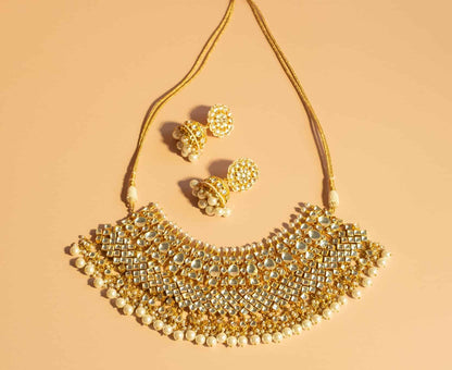 Riyasat Kundan Set