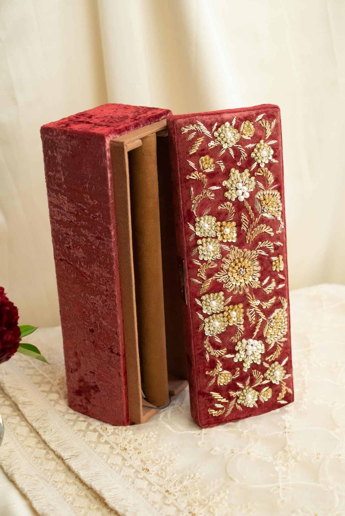 PRE-ORDER / Meena Bangle Box (Maroon Velvet)