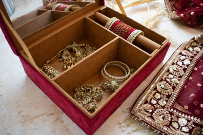 PRE-ORDER / Taj Mahal Trousseau Box (Maroon Velvet)
