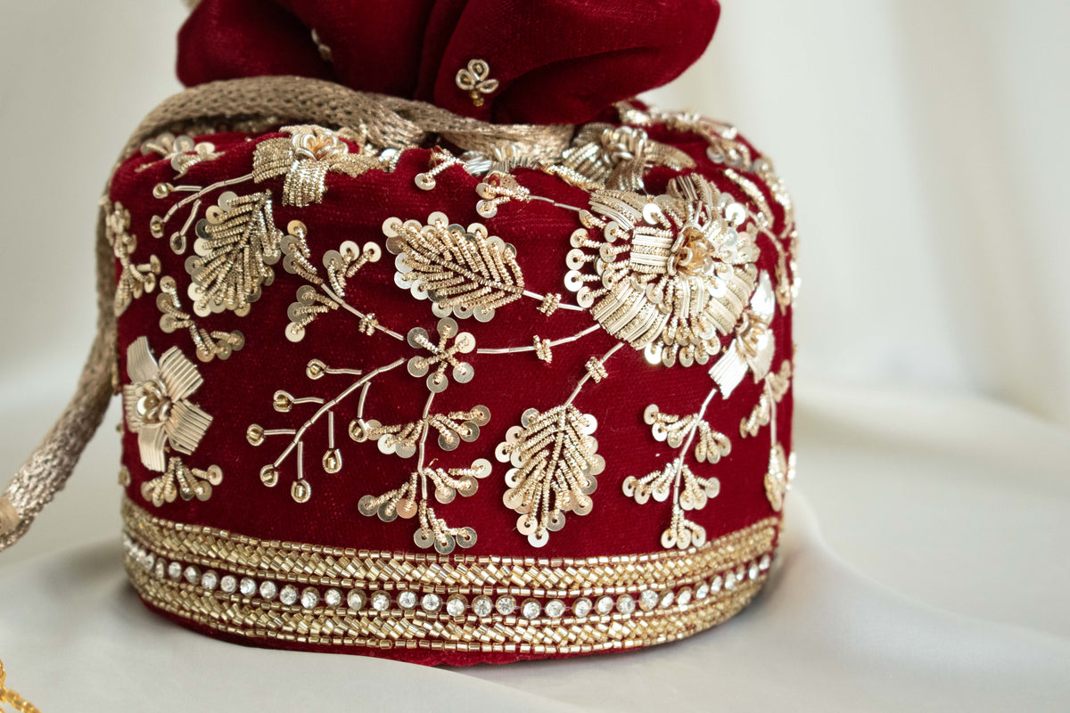 Anaya Potli Bag (Maroon Velvet)