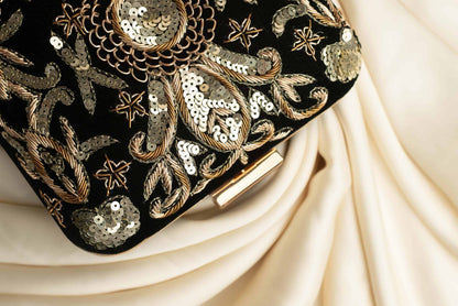 PRE-ORDER - ISHIKA (Black Velvet)