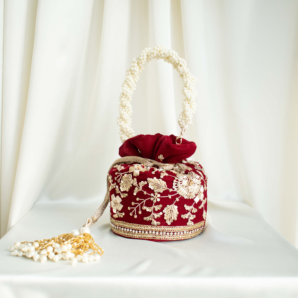 Anaya Potli Bag (Maroon Velvet)