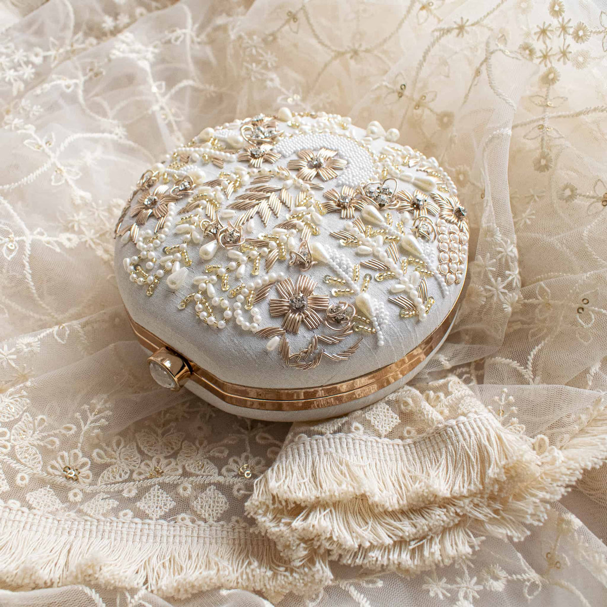 Aashna (Round) - Ivory