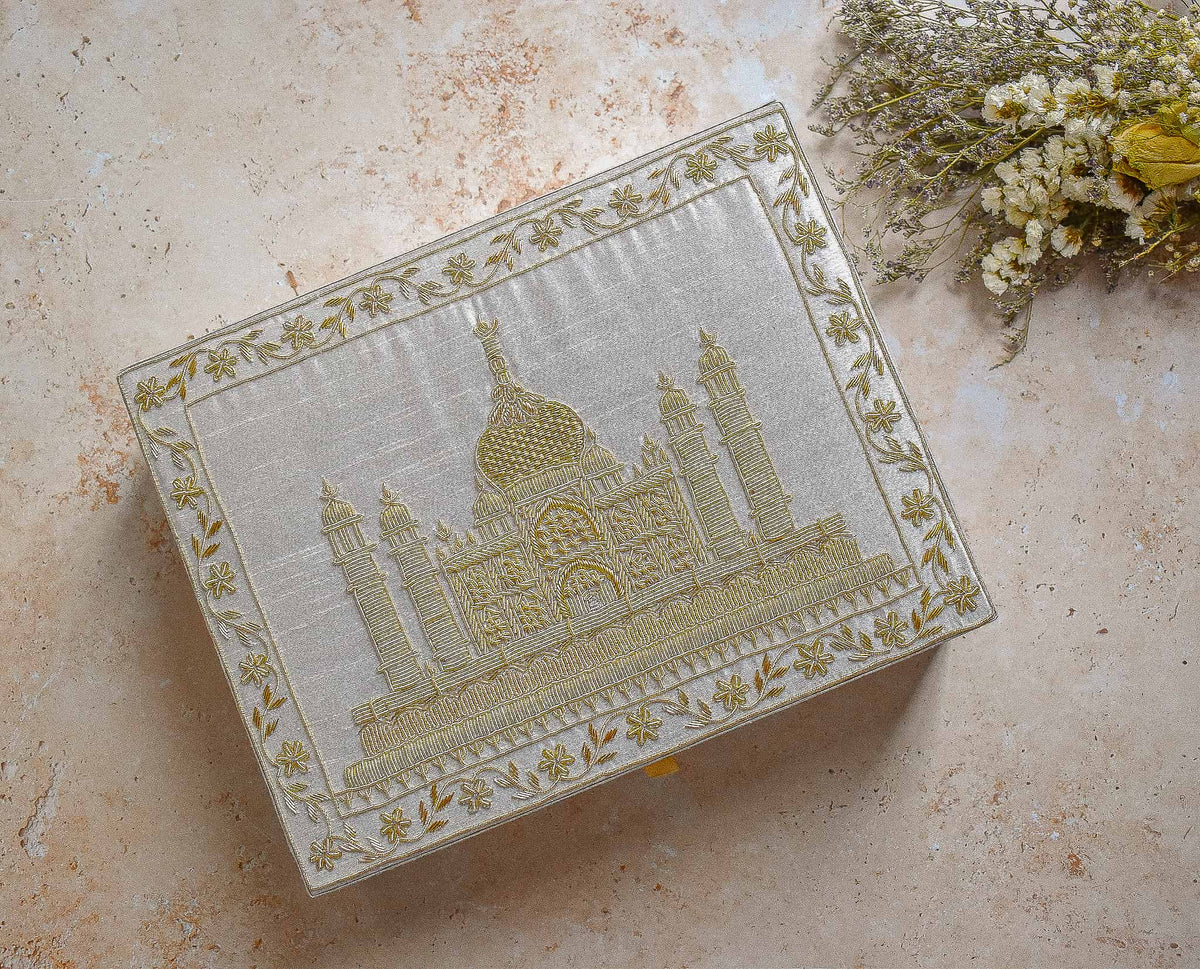 PRE-ORDER - Taj Mahal Trousseau Box (Ivory)