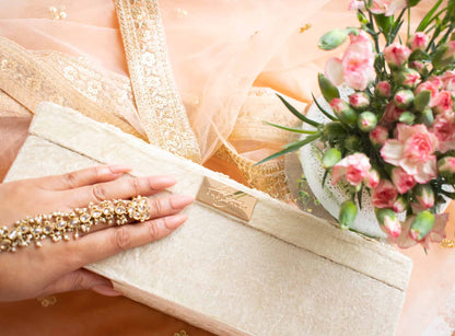 PRE-ORDER - Chaya Bangle Box (Cream Velvet)