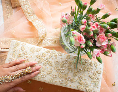PRE-ORDER - Chaya Bangle Box (Cream Velvet)