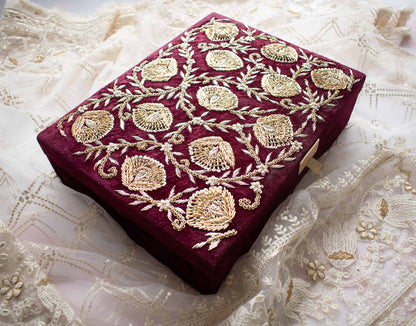 PRE-ORDER - Amna Trousseau Box (Maroon Velvet)