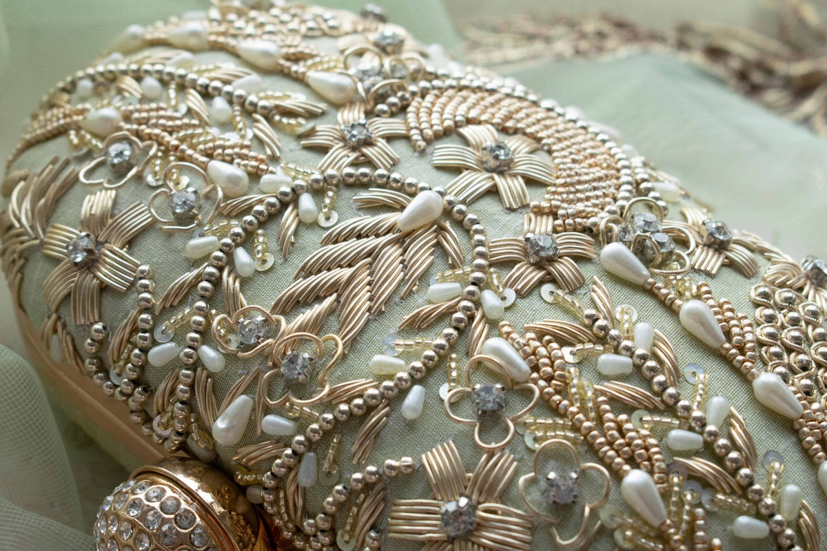 Aashna (Pistachio Mint)
