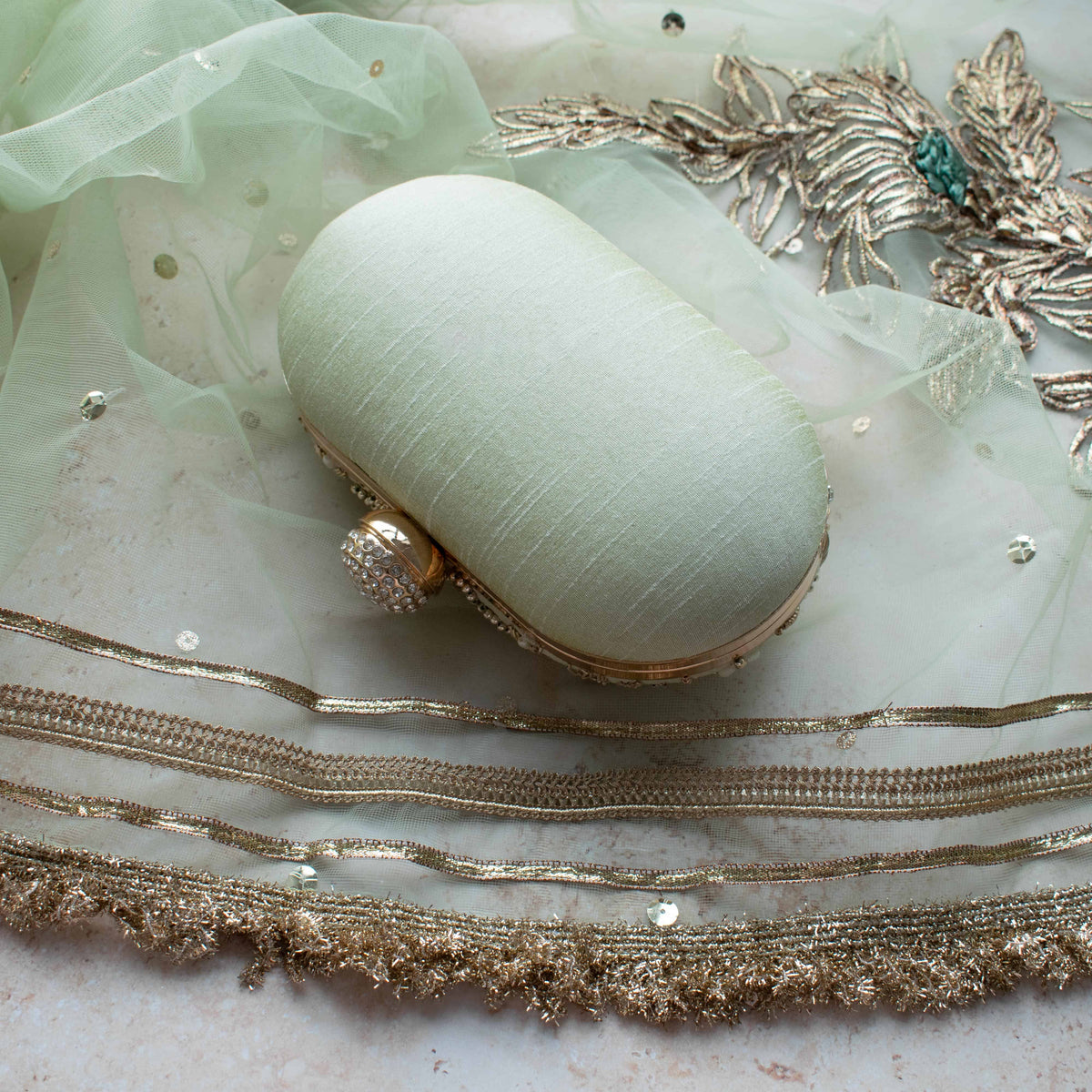 Aashna (Pistachio Mint)