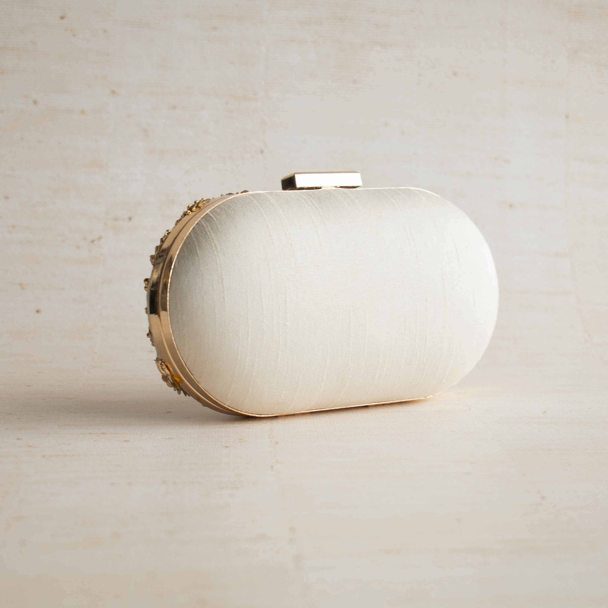 Maisha (Dull Ivory)