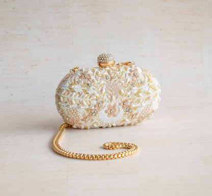 Aashna (Cream Velvet)