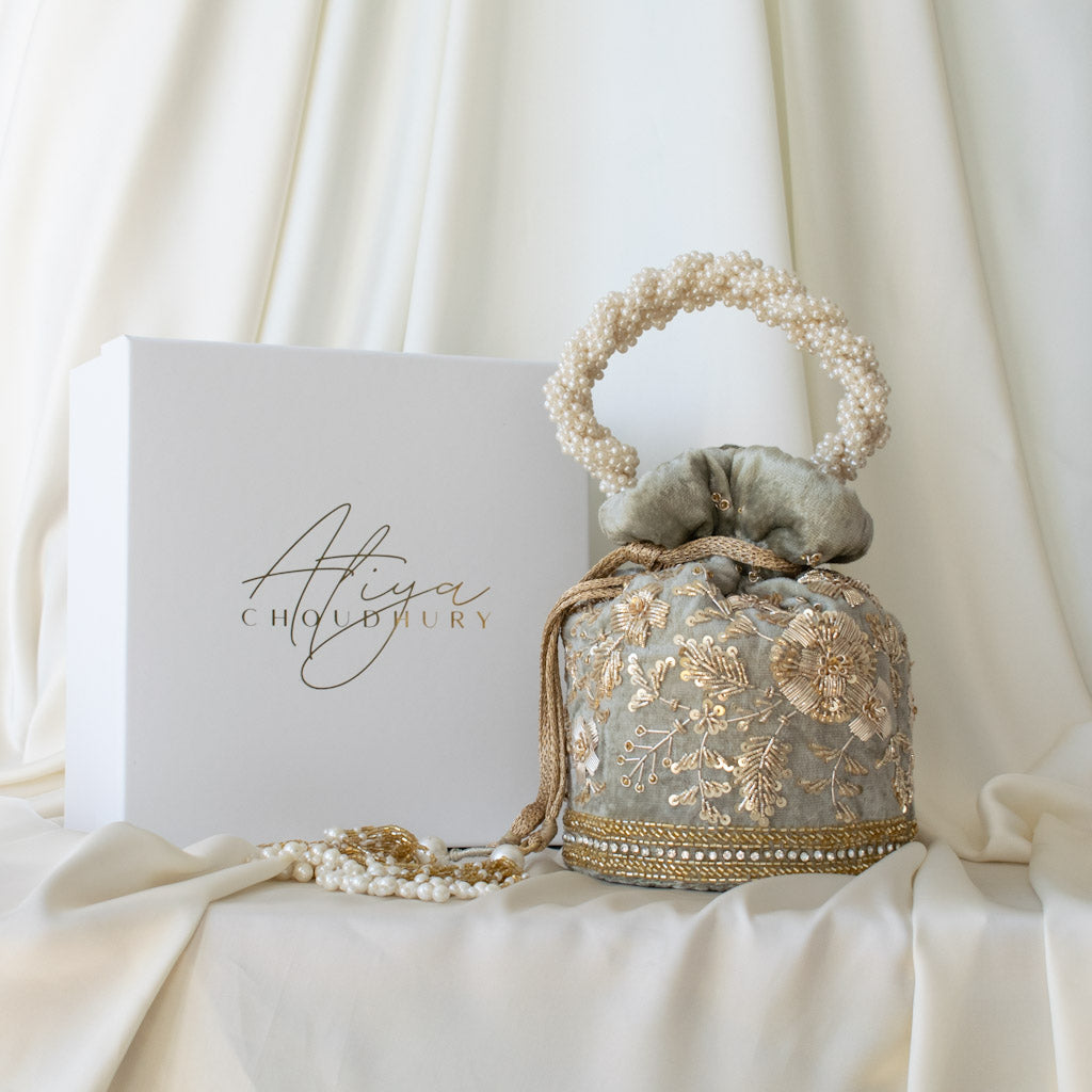 Anaya Potli Bag (Sage Green Velvet)