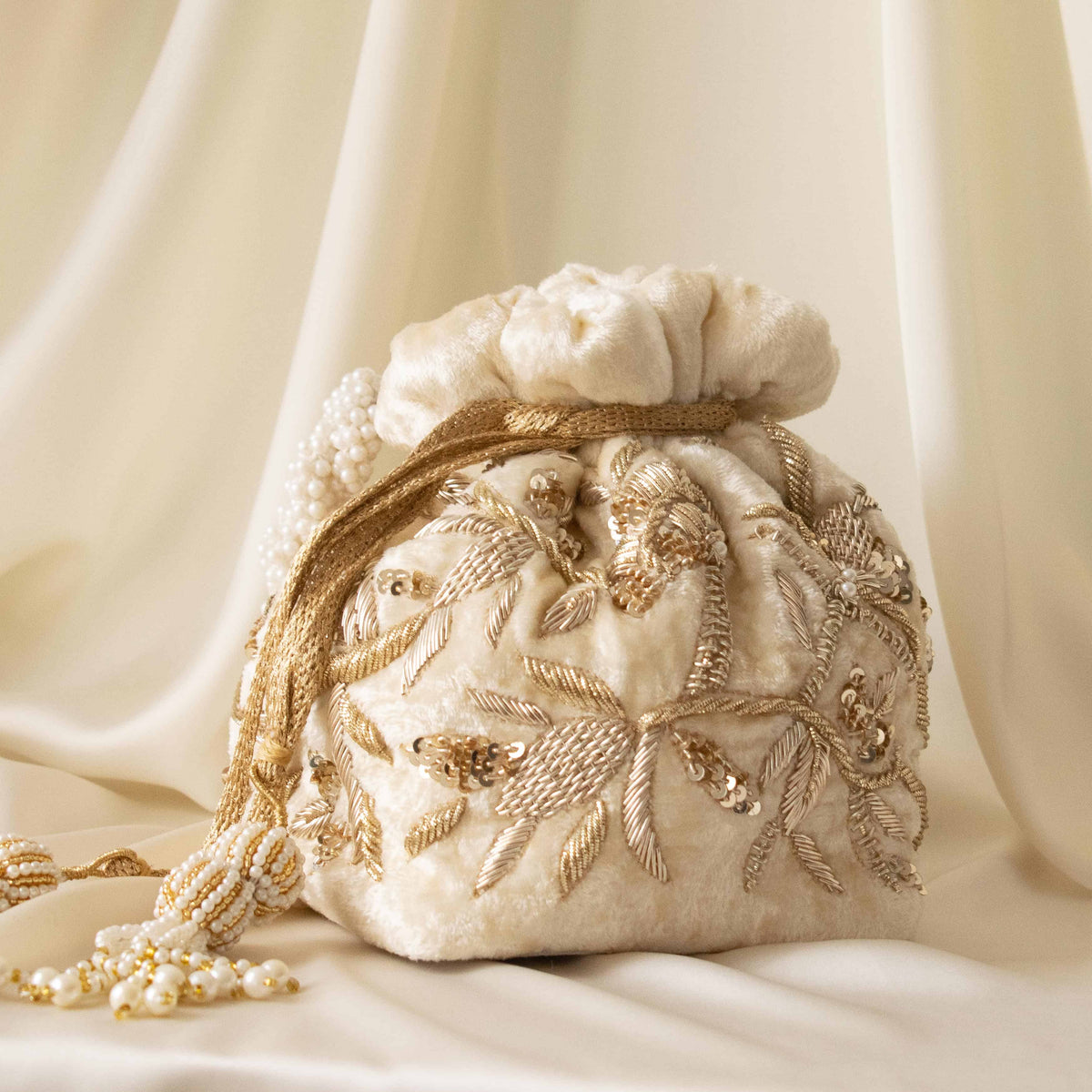 Layla Potli Bag (Cream Velvet)