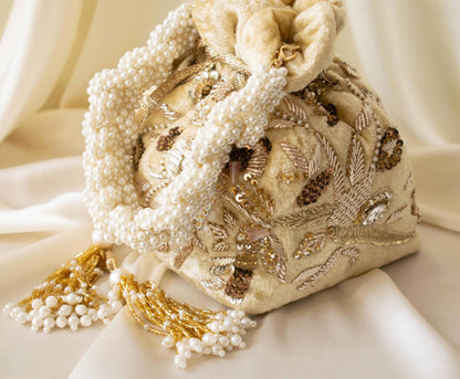 Alisha Potli Bag (Golden Cream Velvet)