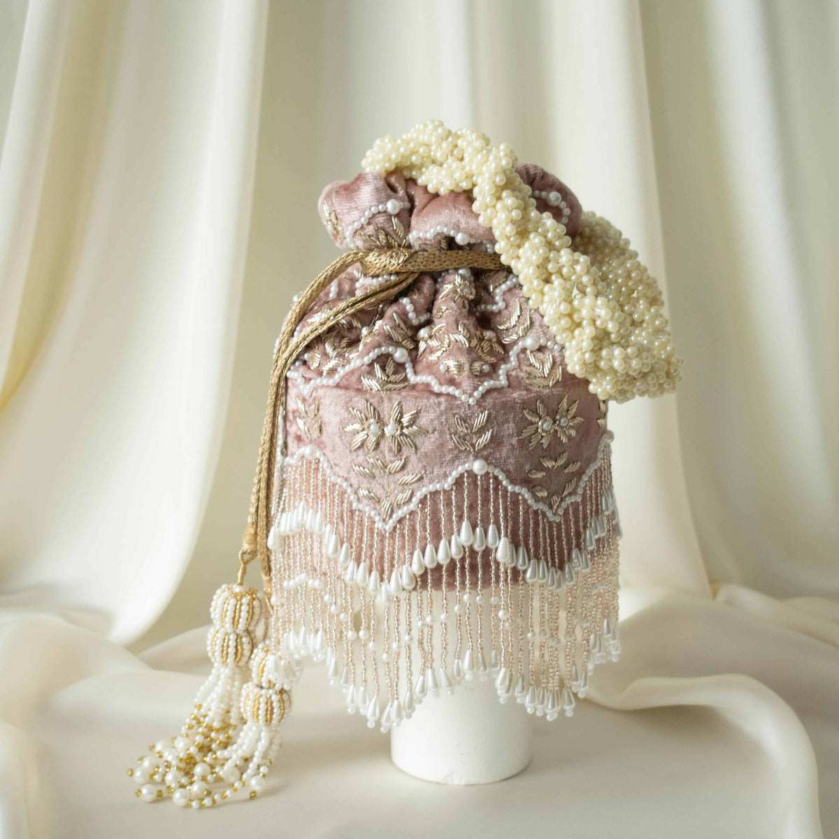Ela Potli Bag (Dusky Pink Velvet)