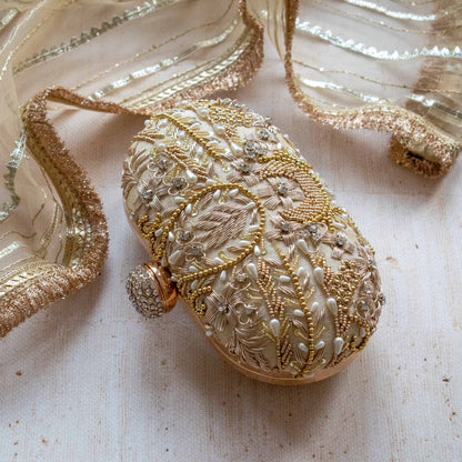 Aashna (Gold)