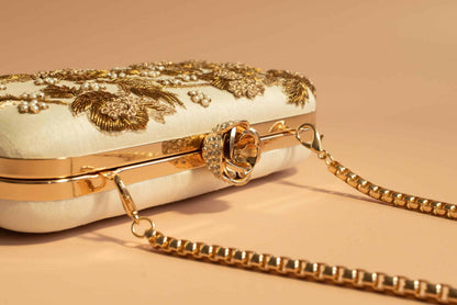 PRE-ORDER - MISHA - (Rose Clasp)
