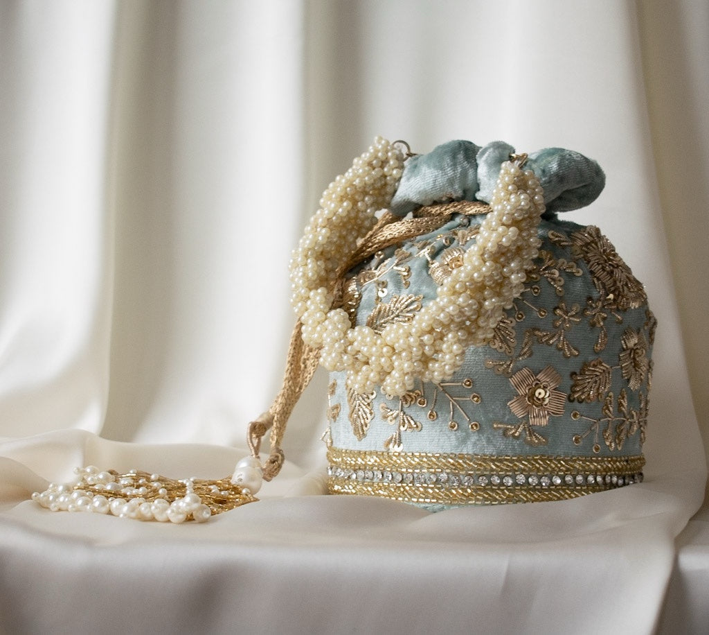 Anaya Potli Bag (Mint Velvet)