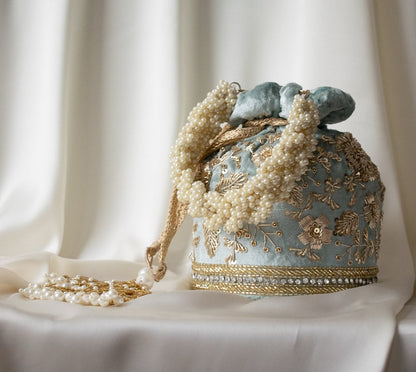 Anaya Potli Bag (Mint Velvet)